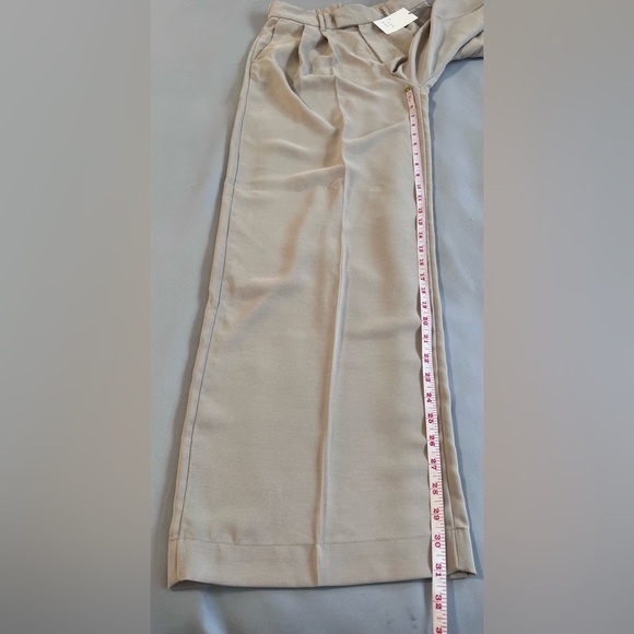 Women's High-Rise Wide Leg Fluid Pants - A New Day Beige Sz 4 NWT - Picture 4 of 13